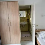 Haus Am Bach מלון 2*
