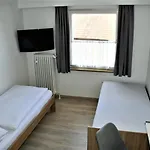 Haus Am Bach מלון 2*