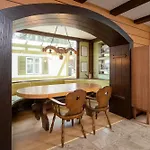 Haus Am Bach מלון 2*