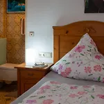 Haus Am Bach מלון