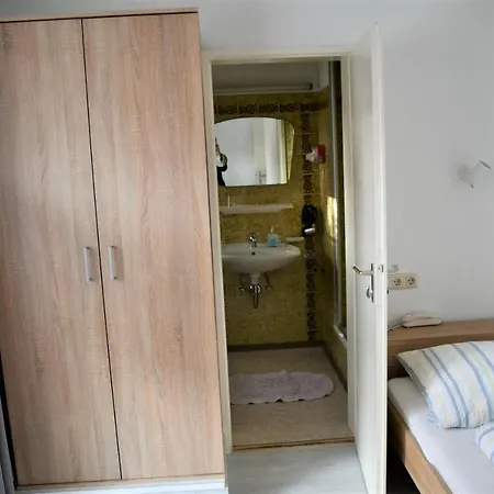 Haus Am Bach Hotel 2*