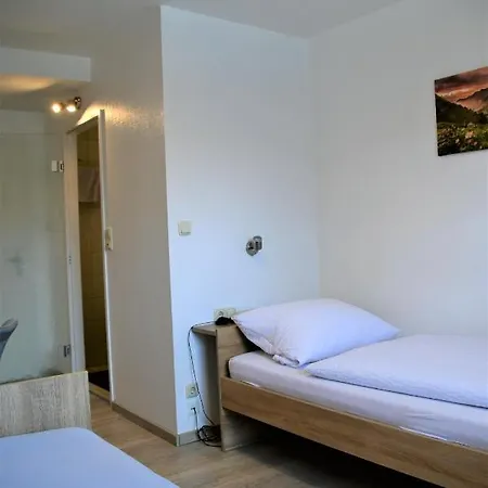 Отель Haus Am Bach