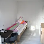 Haus Am Bach Hotel 2*